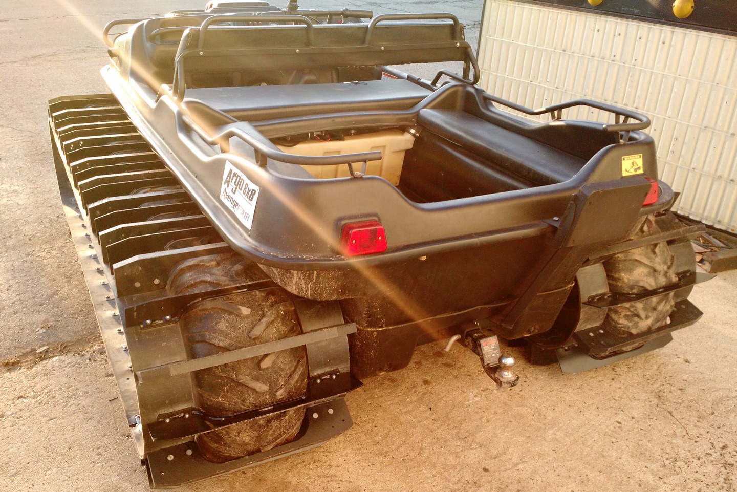 Argo With Hybrid Tracks Argo With Hybrid Tracks